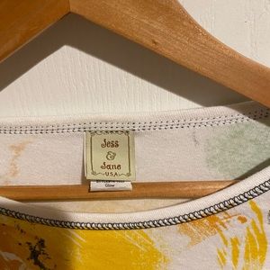 Jess and Jane multicolored top